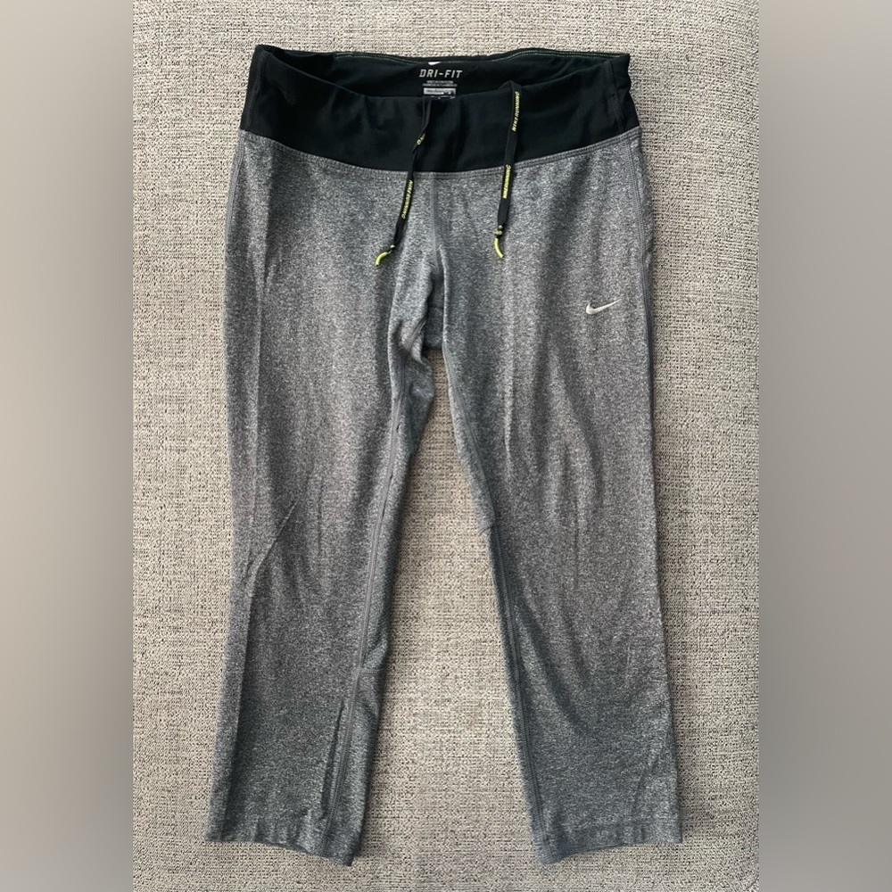 Nike Cropped Running Leggings Small